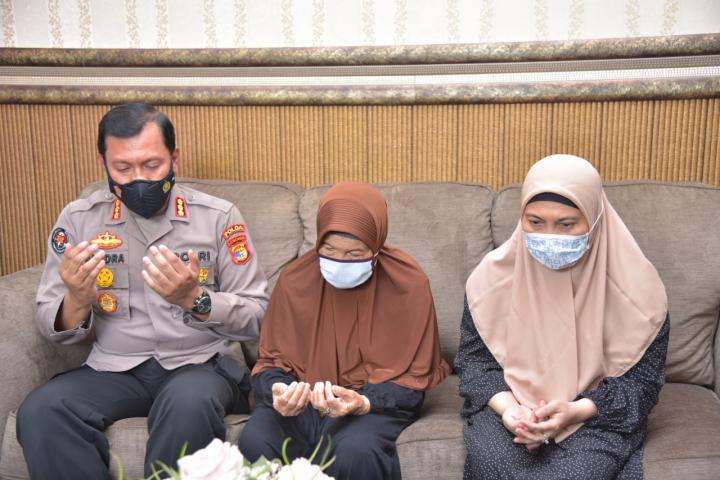 Polda Lampung beri Pendampingan Psikologis kepada Keluarga Korban Tenggelamnya KRI Nanggala-402